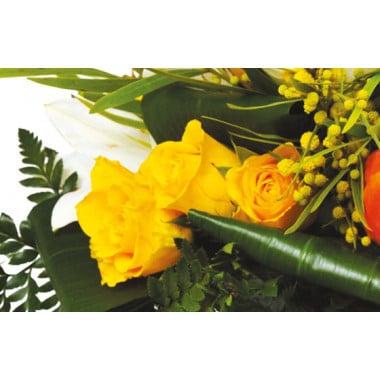 L'Agitateur Floral | zoom sur des roses jaune-orangé