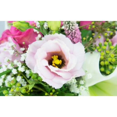 L'Agitateur Floral | macro sur un lisianthus du Bouquet rond de fleurs Lily Rose