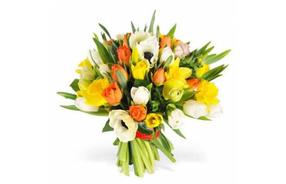 Bouquet de tulipes, renoncules, jonquilles & roses |Fleurs de saison -  L'agitateur floral