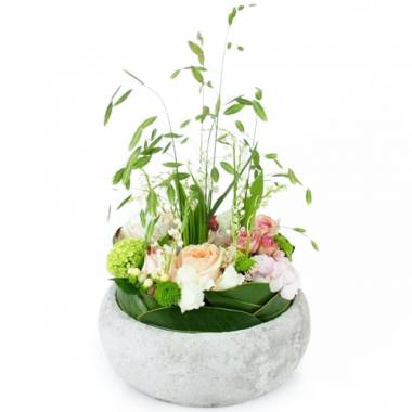 L'Agitateur Floral | Image de la composition de fleurs  et muguet piquée du nom d'incroyable muguet