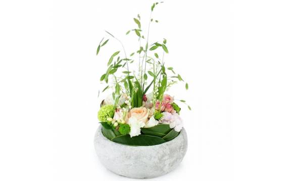 L'Agitateur Floral | Image de la composition de fleurs  et muguet piquée du nom d'incroyable muguet