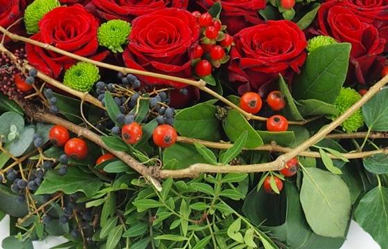 image du Coussin de roses rouges "Éros" | L'Agitateur Floral