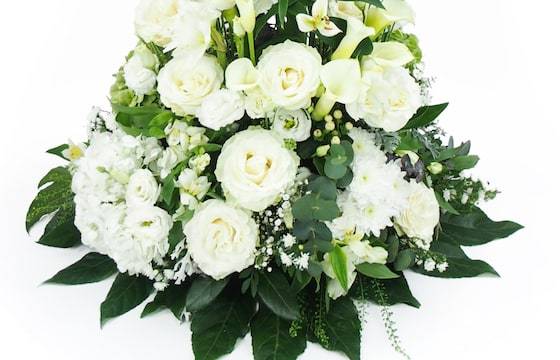 Zoom image de la composition en hauteur conique de fleurs blanches "Zéphyr" |  L'Agitateur Floral