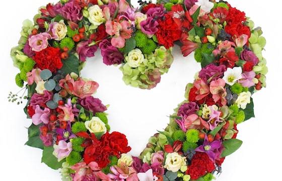 Zoom image du Coeur de deuil de fleurs roses & rouges "Laodicée" | L'Agitateur Floral