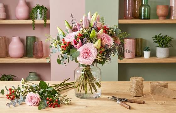 Mise en situation du bouquet de fleurs "Porto" | L'Agitateur Floral