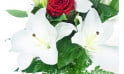 L'Agitateur Floral | zoom sur les lys du Bouquet de fleurs Mystère de Roses