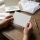 Quel mot sur une carte de deuil : trouver les mots justes